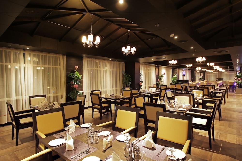 Park Regis Lotus Hotel Μανάμα Εξωτερικό φωτογραφία
